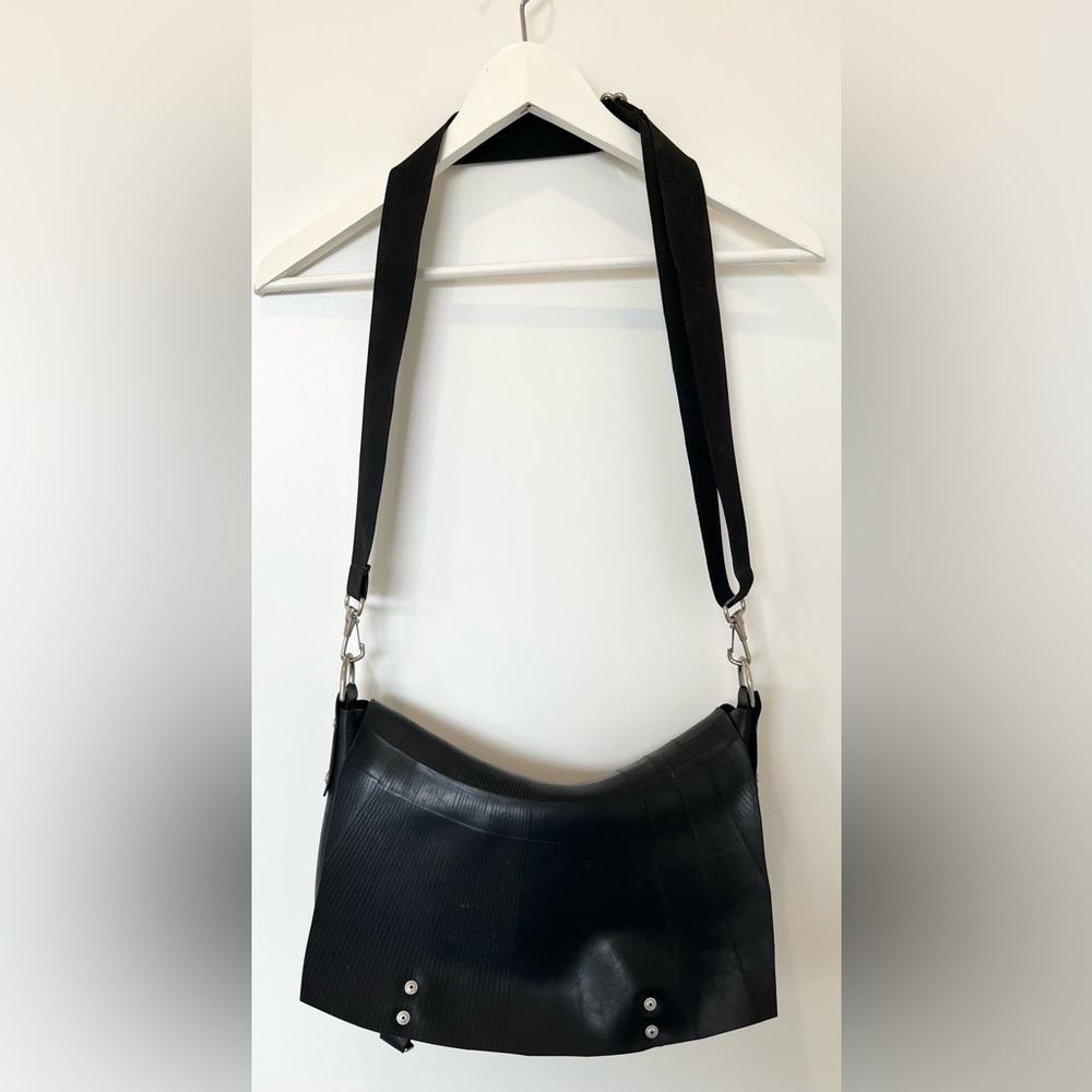 Upcycled Recycled Tire Tube Shoulder Crossbody Bag Purse Streetwear Black